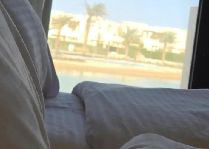 Stylish 2br Lagoon Escape El Gouna شقة الغردقة